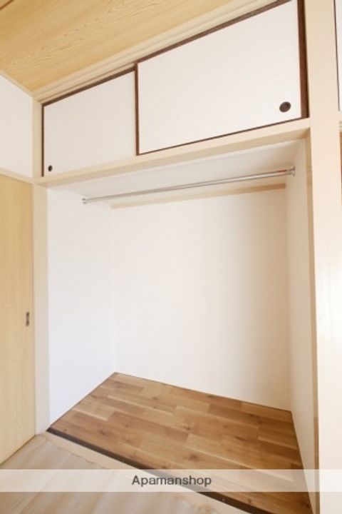 広島県広島市安佐南区祇園1丁目の賃貸マンションの内装