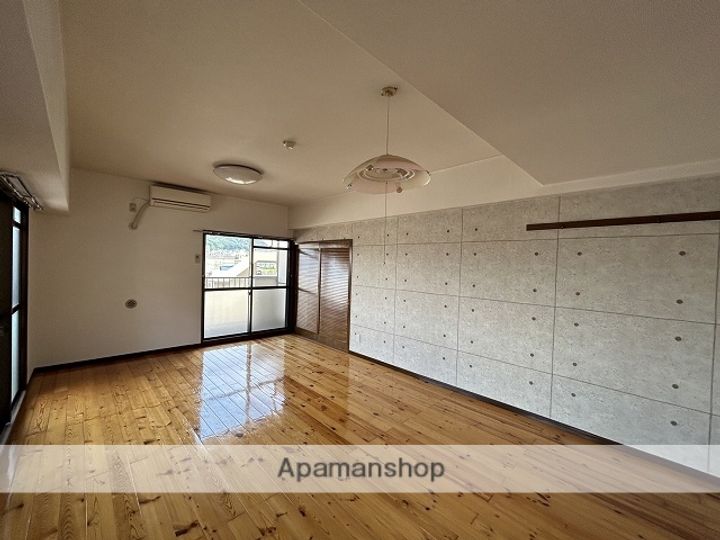 第1木本ビルの内装