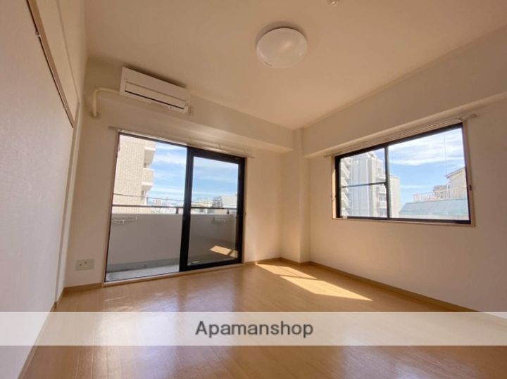 広島県広島市西区己斐本町2丁目の賃貸マンションの内装