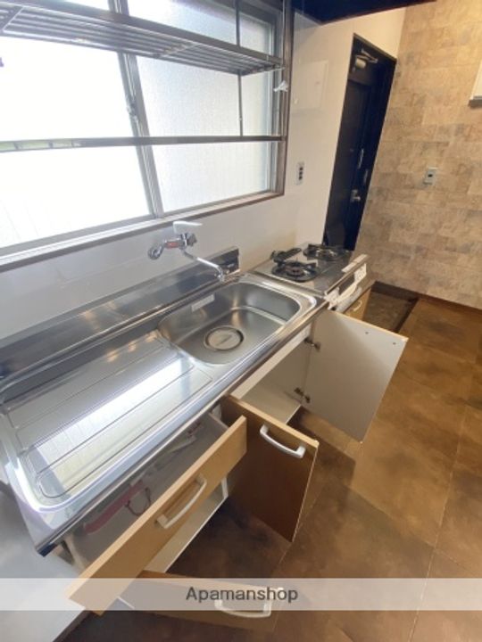 広島県広島市東区牛田本町4丁目の賃貸マンションの内装