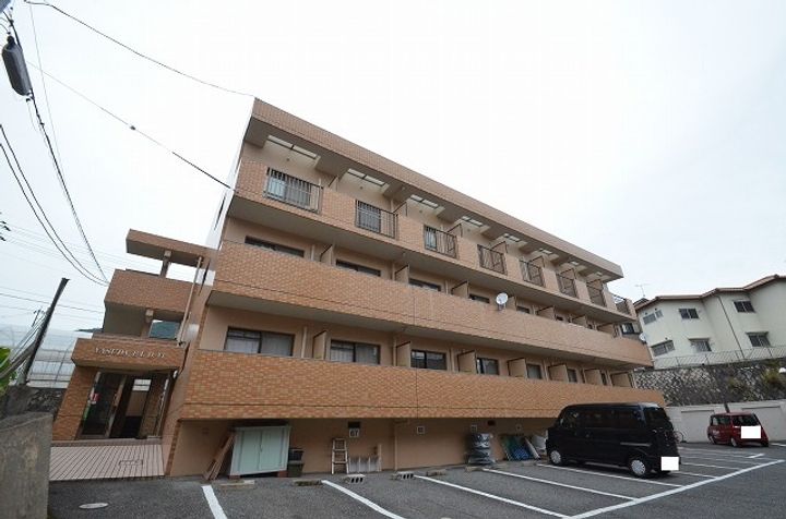 広島県広島市安佐南区高取北1丁目の賃貸マンション105の外観