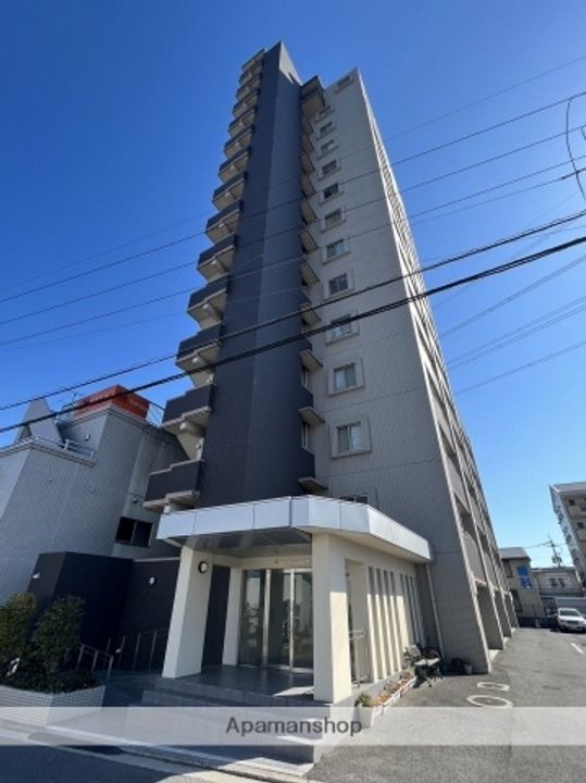 プレジールジョイ西原の外観
