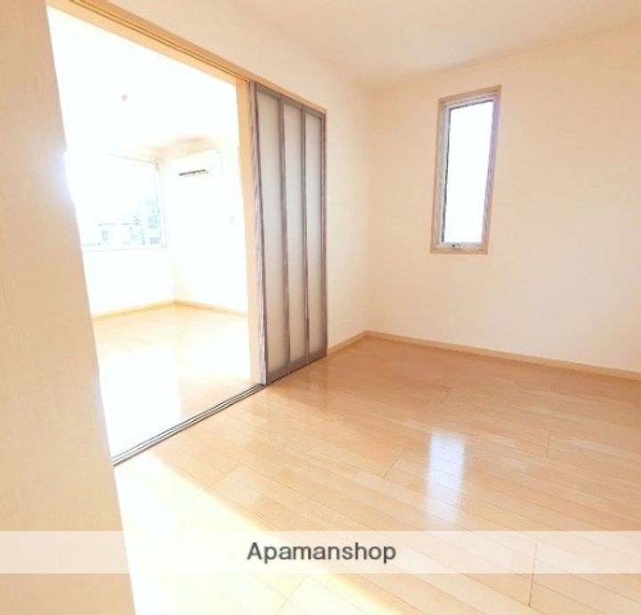 広島県広島市南区丹那町の賃貸アパートの内装