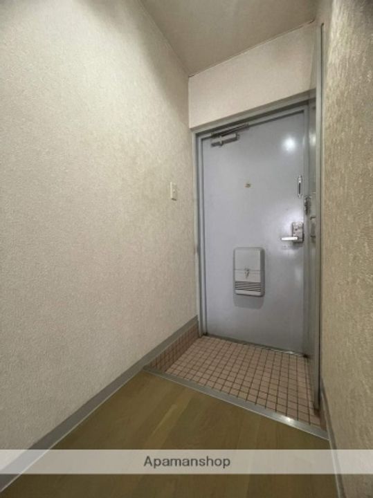 サンシャイン庚午の玄関