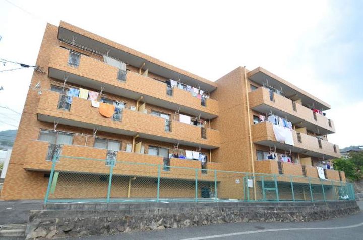 広島県広島市安佐南区高取北1丁目の賃貸マンションの外観