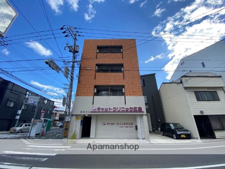 広島県広島市東区愛宕町の賃貸マンションの外観