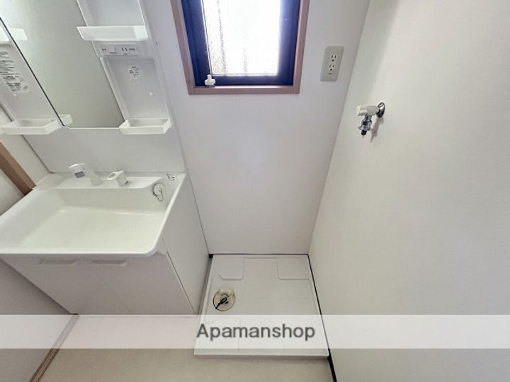 広島県広島市中区吉島東1丁目の賃貸マンションの内装