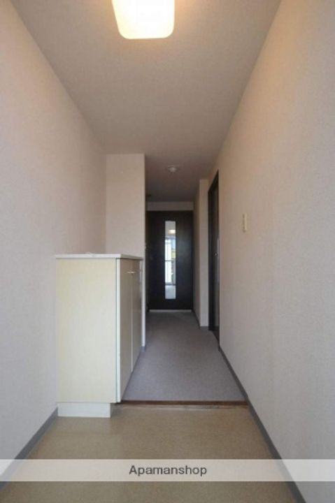 広島県広島市中区八丁堀の賃貸マンションの玄関