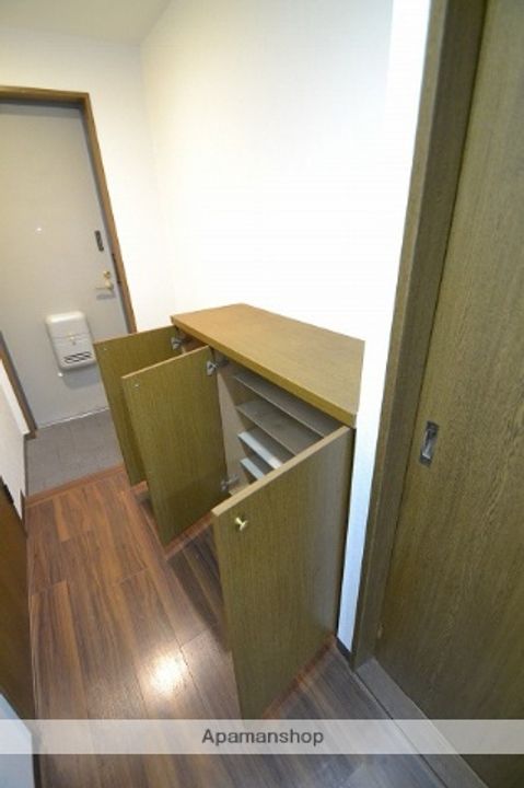 広島県広島市南区宇品御幸5丁目の賃貸マンションの内装