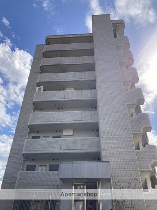 BAUHAUS東原(旧 リオビエント東原)の外観