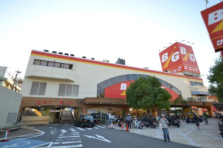 レオパレスワルツの周辺