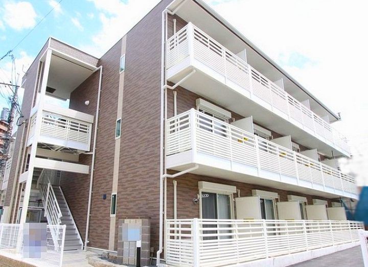 レオネクストベンチマーク祇園の外観