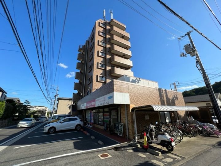 グリンビュー己斐中602号室の外観
