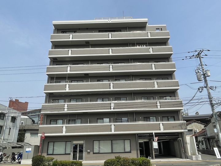 メゾン山田503号室の外観
