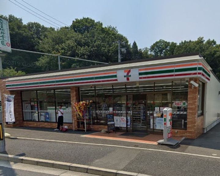 レオネクストプランドールの周辺