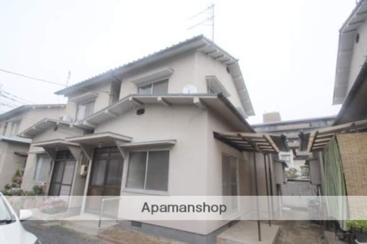 広島県広島市東区戸坂山根2丁目の賃貸アパートの外観