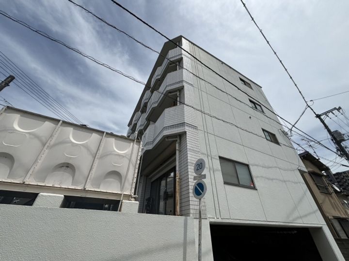 ハイツ観音304号室の外観