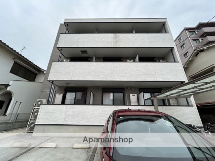 広島県広島市中区江波二本松2丁目の賃貸アパートの外観