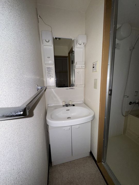 ラフィネ牛田本町102号室のその他画像