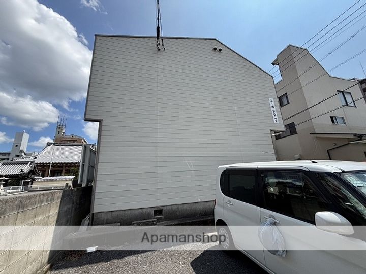 広島県広島市安佐南区祇園2丁目の賃貸アパートの外観