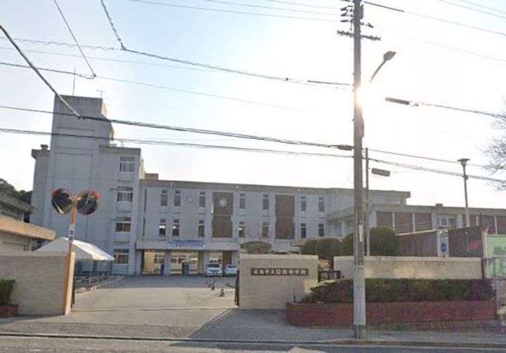 ノースウイングス704号室の周辺