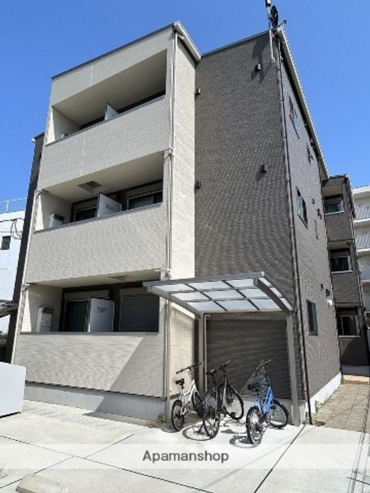 広島県広島市中区江波二本松2丁目の賃貸アパートの外観