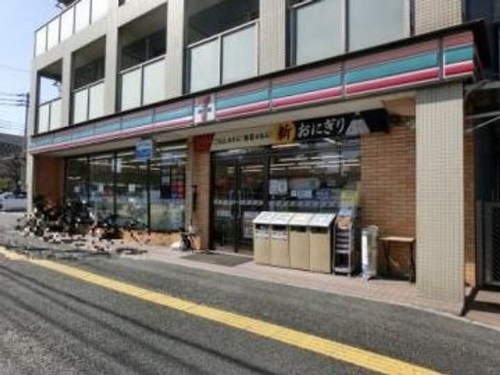 マリアンテ101号室の周辺