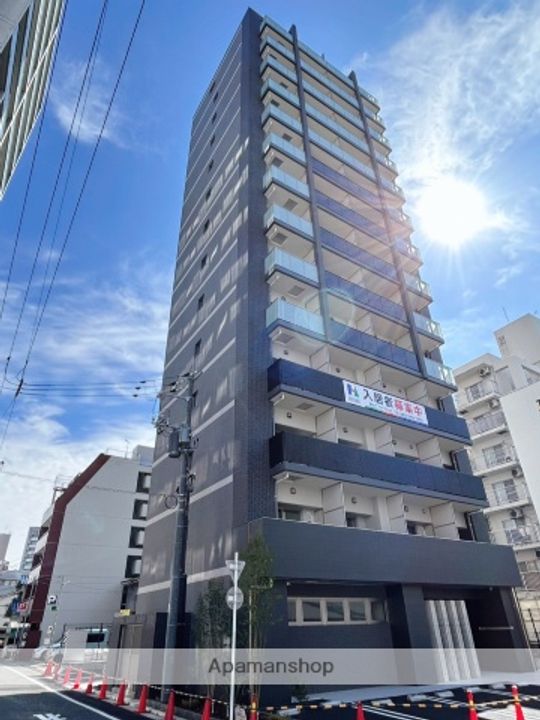 広島県広島市中区鶴見町の賃貸マンションの外観