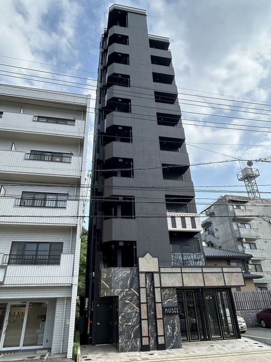 広島県広島市佐伯区海老山町の賃貸マンションの外観