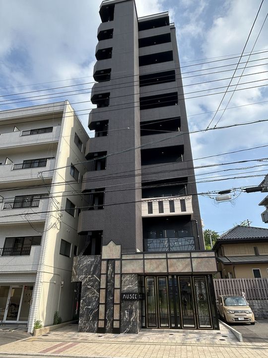広島県広島市佐伯区海老山町の賃貸マンションの外観