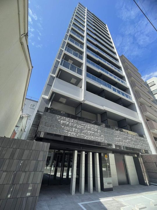 広島県広島市中区東平塚町の賃貸マンションの外観