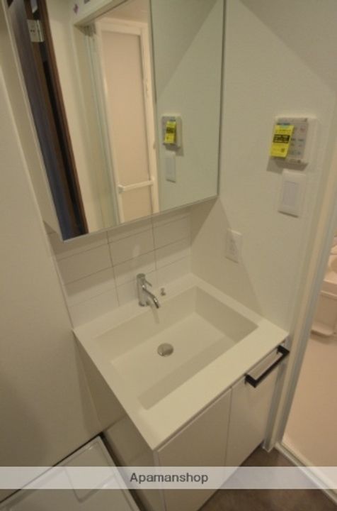 広島県広島市西区中広町3丁目の賃貸マンションの内装