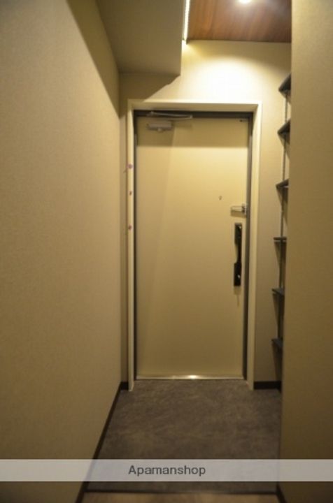 広島県広島市西区中広町3丁目の賃貸マンションの玄関