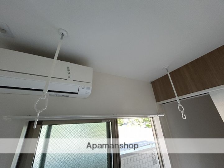 AXA五日市駅前の内装