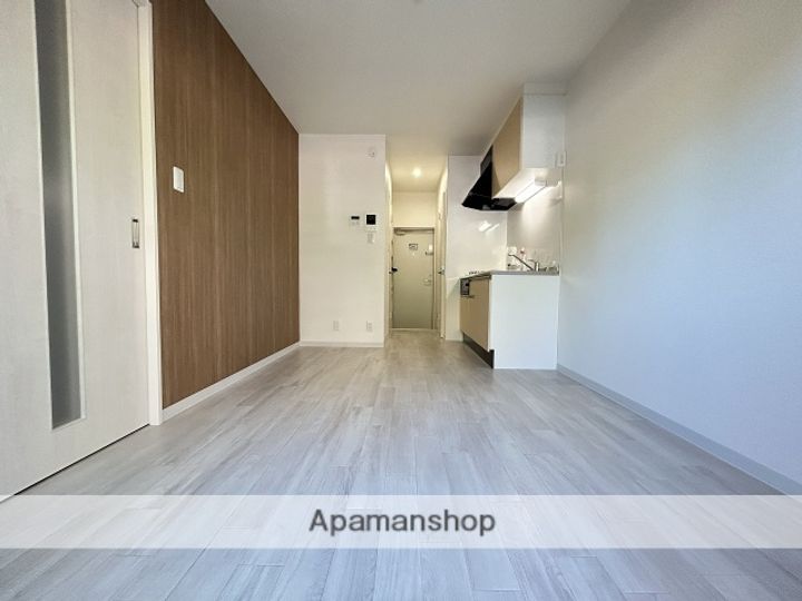 AXA五日市駅前の居間