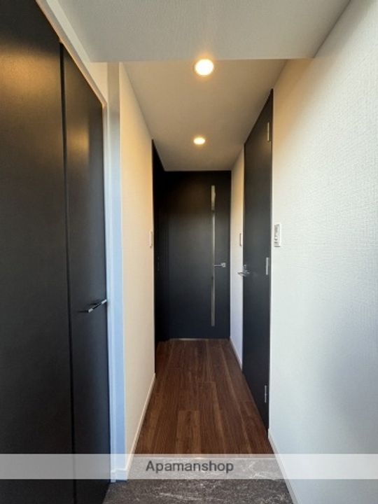 S-RESIDENCE天満町BARKの玄関