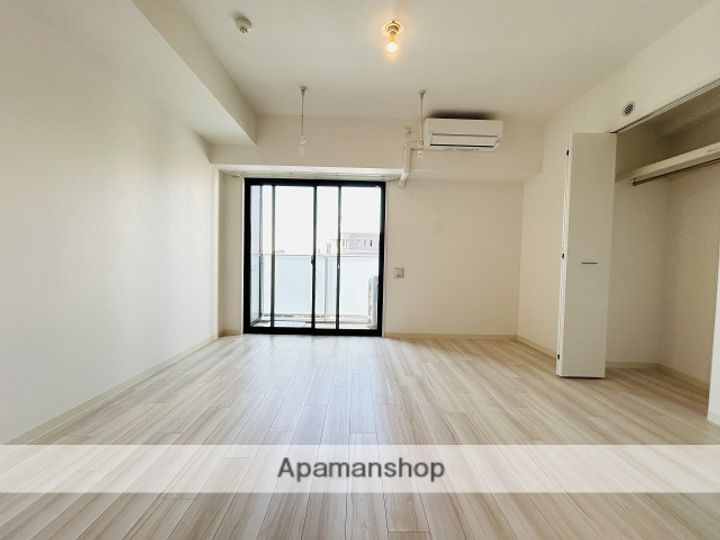 広島県広島市東区上大須賀町の賃貸マンションの内装