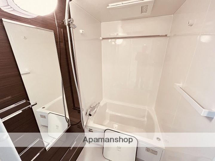 広島県広島市東区上大須賀町の賃貸マンションの風呂