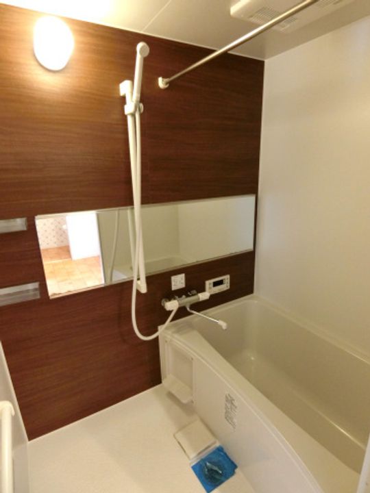 LE RIVAGE 大町東(ル リバージュ 大町東)101号室の風呂
