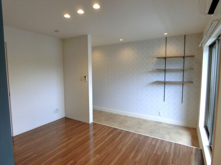 LE RIVAGE 大町東(ル リバージュ 大町東)101号室の玄関