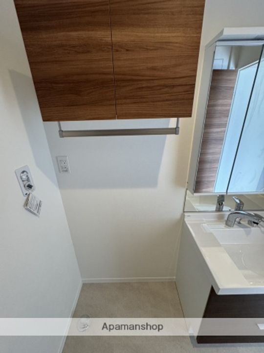 広島県広島市南区北大河町の賃貸マンションの内装