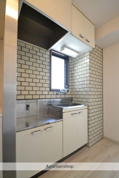 広島県広島市西区三篠北町の賃貸マンションのキッチン