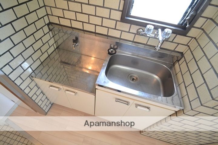 広島県広島市西区三篠北町の賃貸マンションのキッチン