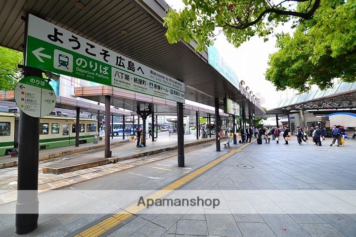 広島県広島市南区京橋町の賃貸マンションの周辺