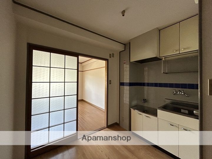 DICEBLDG.中広町(旧 片山ビル)の内装