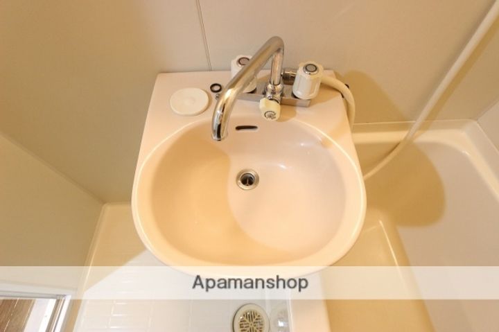 K&KビルドB棟の内装