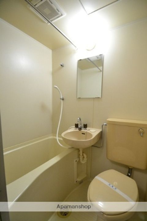 ヴェルディ西観音町の風呂