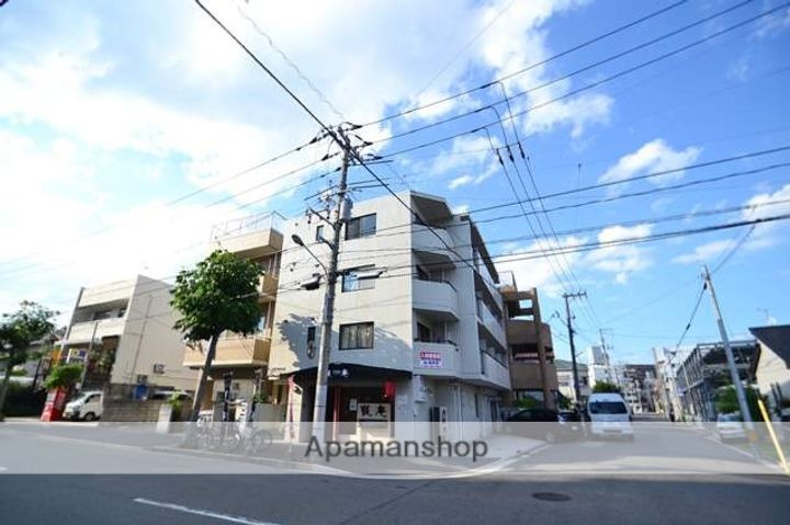 ヴェルディ西観音町の外観