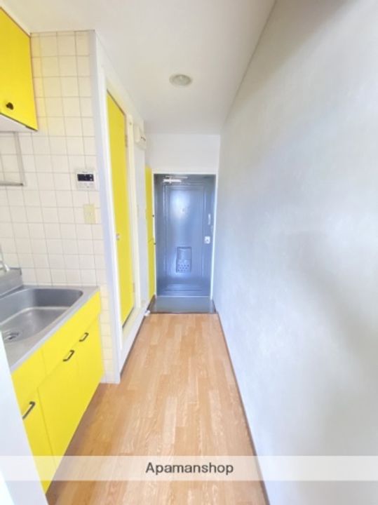 三協ビルの内装