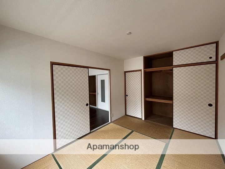 CASA&MICHIROOM可部東の内装